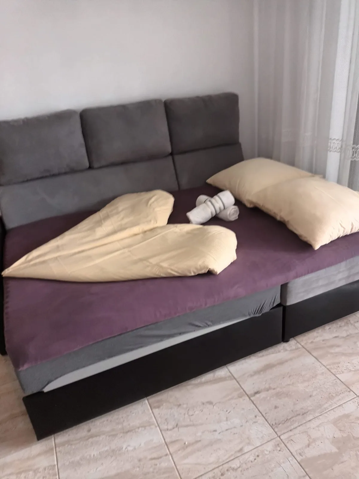 Apartman A1 — Spavaća soba i interijer 8