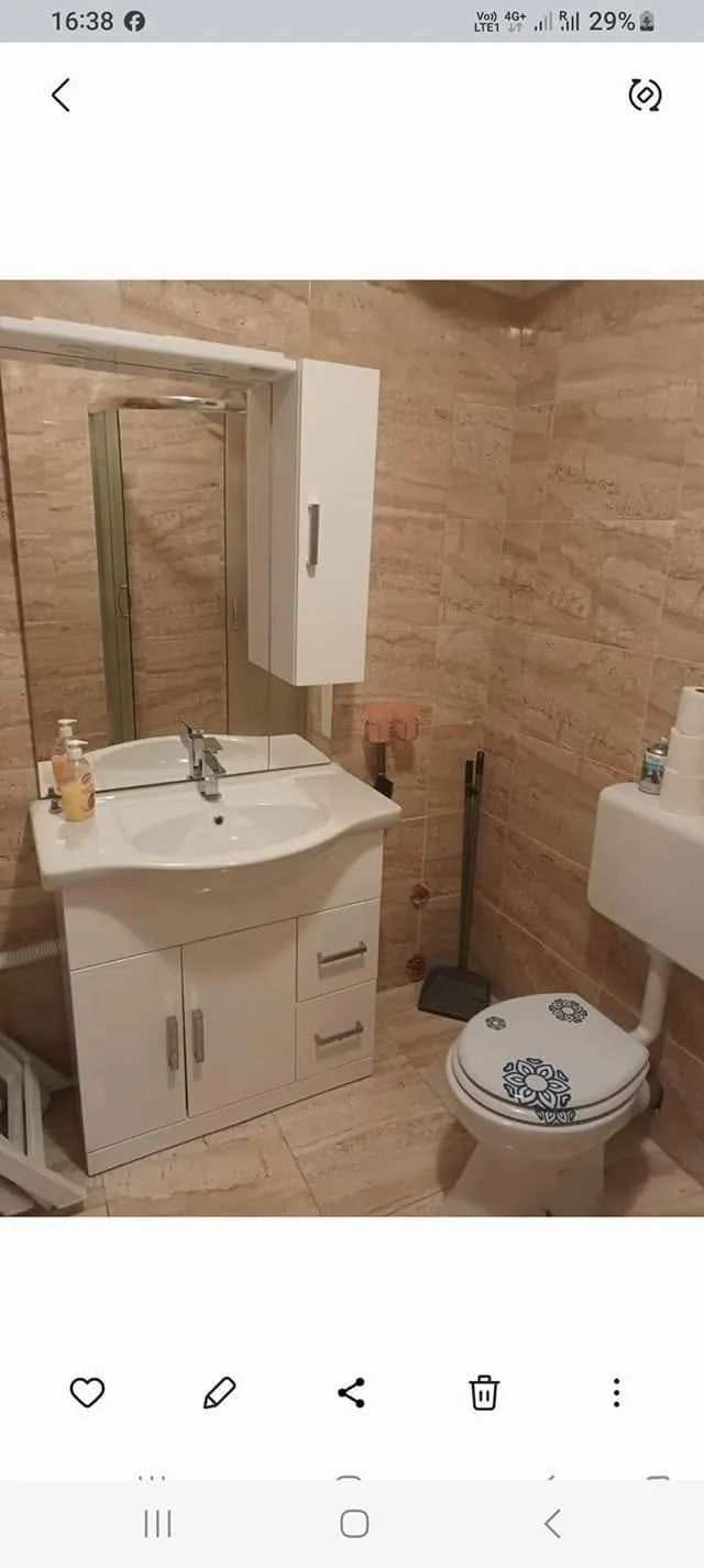 Apartman A2 — Dvorište, roštilj i interijer 12